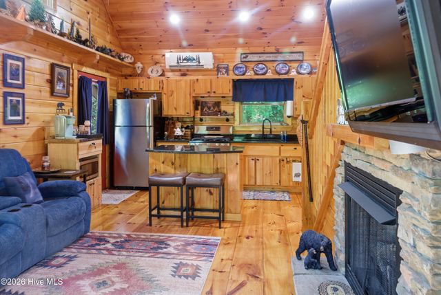 20 Mint Lane, Murphy, NC 28906