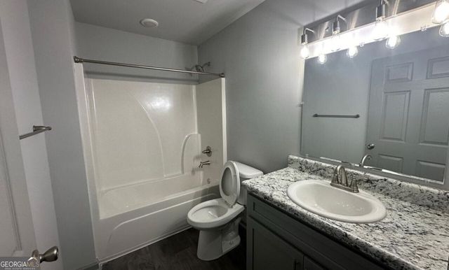 3304 Fairington Village Drive, Lithonia, GA 30038