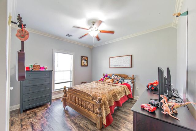 108 Rue Stephen Michael, Schriever, LA 70395