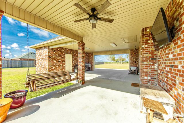 108 Rue Stephen Michael, Schriever, LA 70395
