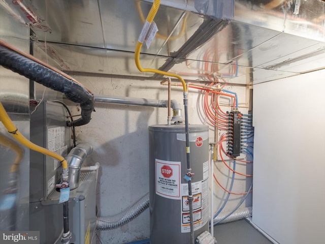 7528 E TULPEHOCKEN ST, Philadelphia, PA 19138