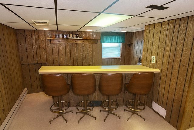 3631 Manor Drive, Highland, IN 46322