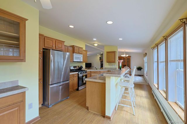 70 Sawyer Lane, Pine Bush, NY 12566