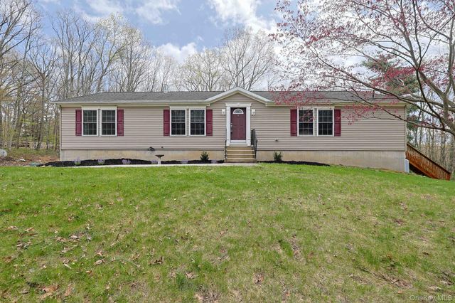 70 Sawyer Lane, Pine Bush, NY 12566