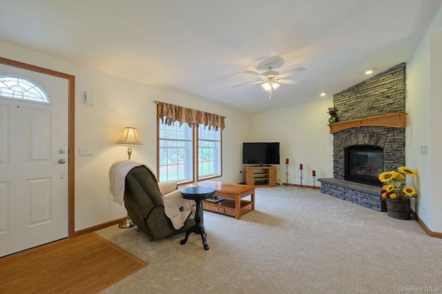 70 Sawyer Lane, Pine Bush, NY 12566