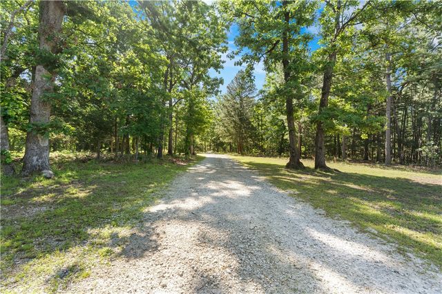 537 Eagles Lane, Peel, AR 72668