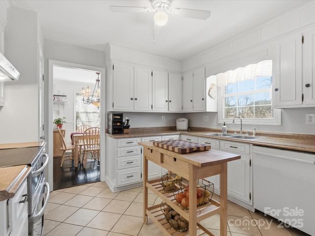 9941 Ferguson Road, Charlotte, NC 28227