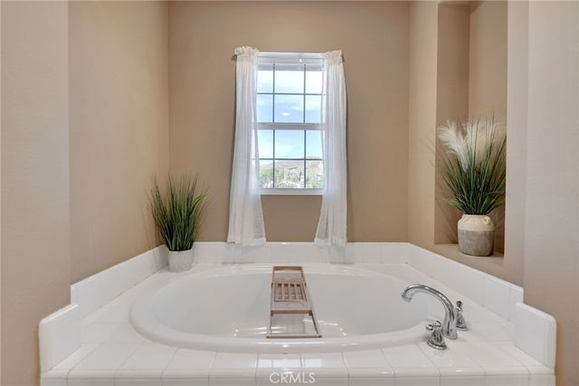 4330 Altivo Lane, Corona, CA 92883