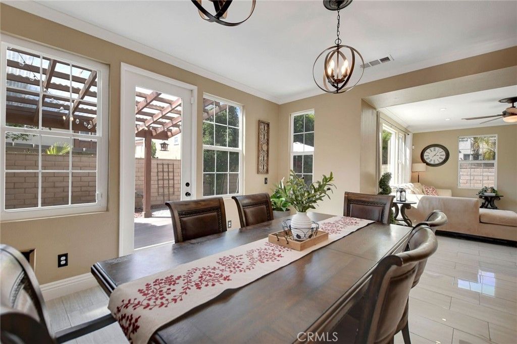 Image 13 of property listing at 4330 Altivo Lane, Corona, CA 92883