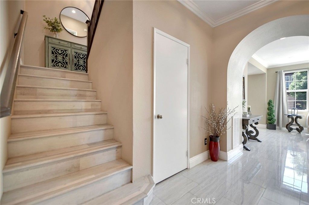 Image 18 of property listing at 4330 Altivo Lane, Corona, CA 92883