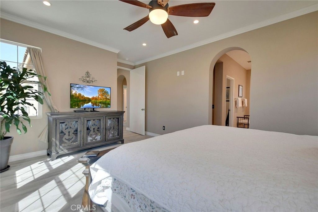 Image 22 of property listing at 4330 Altivo Lane, Corona, CA 92883