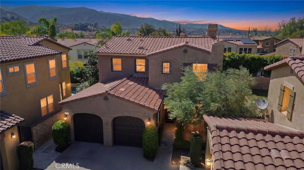 Image 40 of property listing at 4330 Altivo Lane, Corona, CA 92883