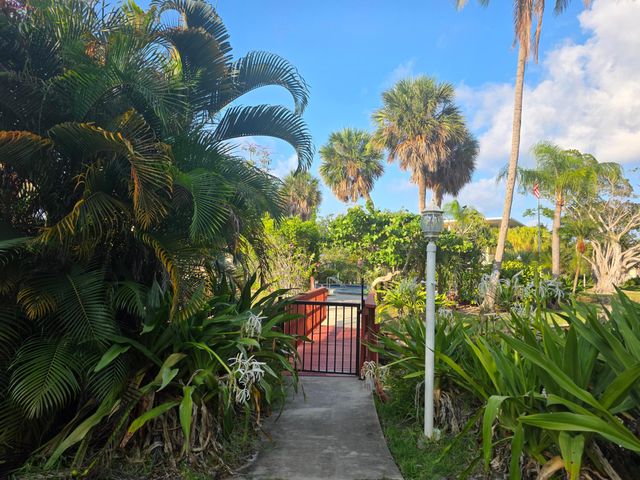 777 SE 2nd Avenue 207, Deerfield Beach, FL 33441