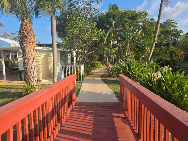 777 SE 2nd Avenue 207, Deerfield Beach, FL 33441