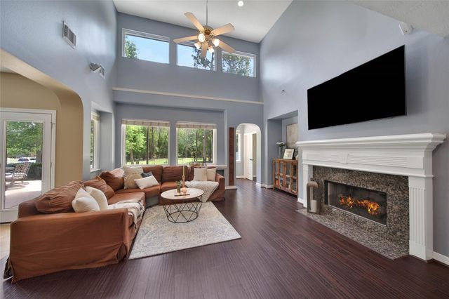 33134 Rainy Oaks Park, Magnolia, TX 77354