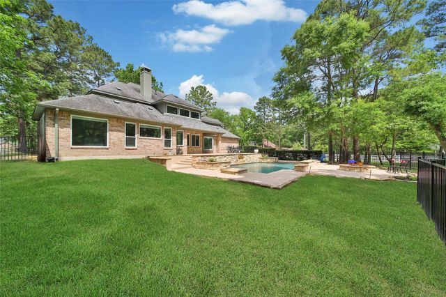 33134 Rainy Oaks Park, Magnolia, TX 77354