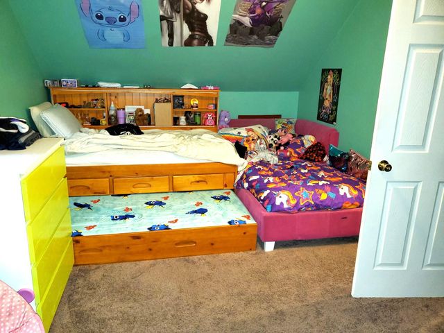 772 Fox River Road, Valparaiso, IN 46385