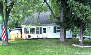 772 Fox River Road, Valparaiso, IN 46385