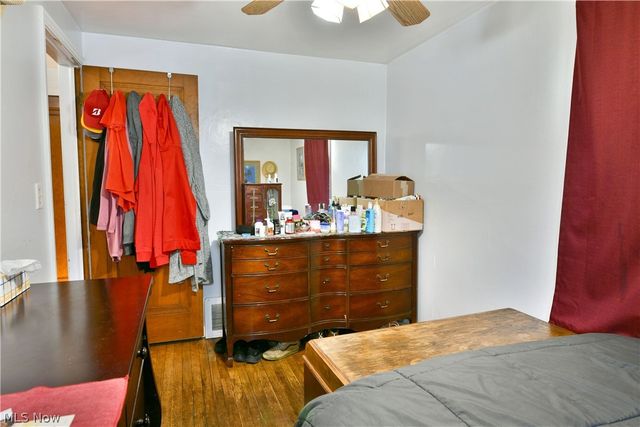 394 Meadowbrook Avenue SE, Warren, OH 44483