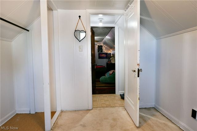 394 Meadowbrook Avenue SE, Warren, OH 44483