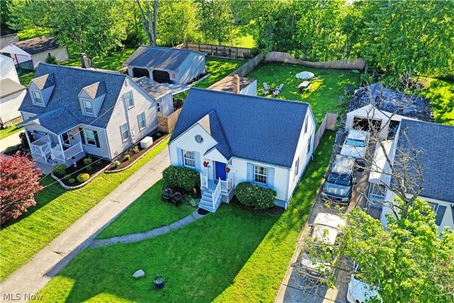 394 Meadowbrook Avenue SE, Warren, OH 44483