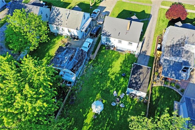 394 Meadowbrook Avenue SE, Warren, OH 44483