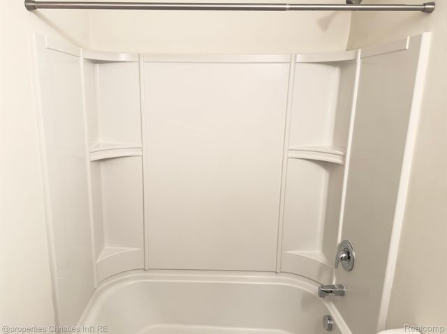 1051 N Sherman Drive C, Royal Oak, MI 48067