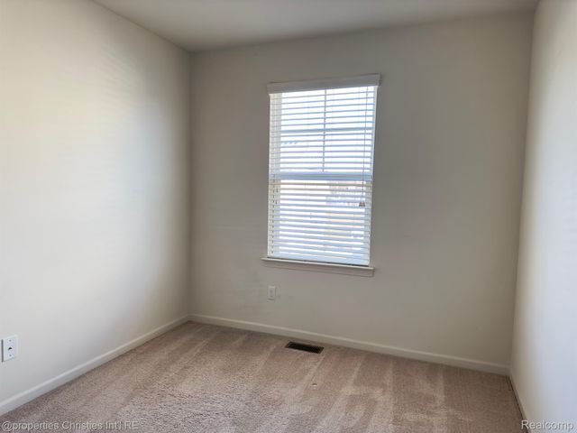 1051 N Sherman Drive C, Royal Oak, MI 48067