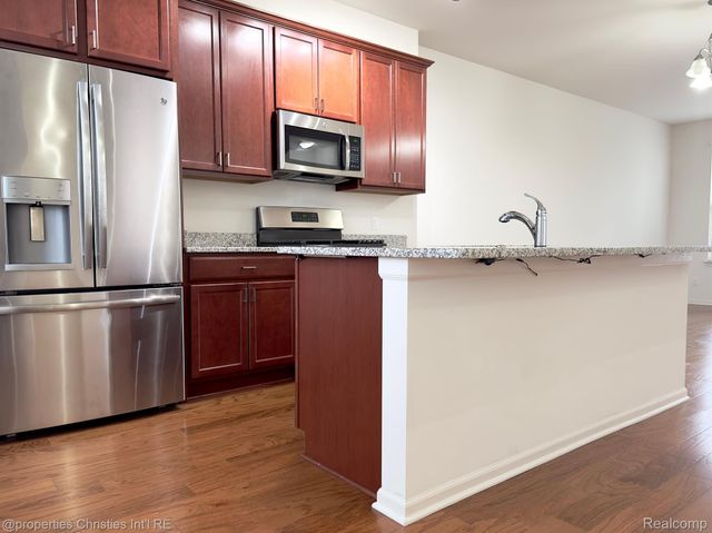 1051 N Sherman Drive C, Royal Oak, MI 48067
