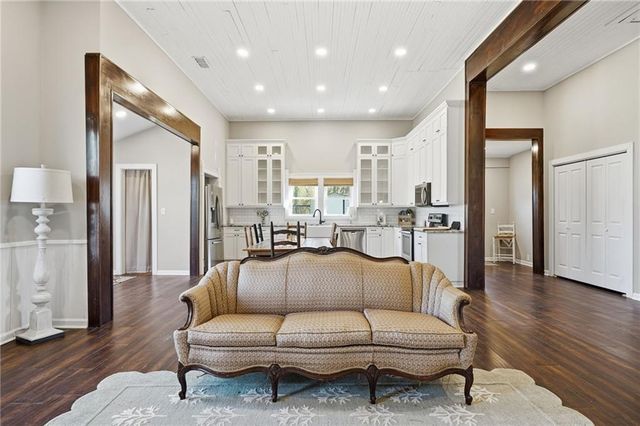 115 S Franklin Street, Adairsville, GA 30103