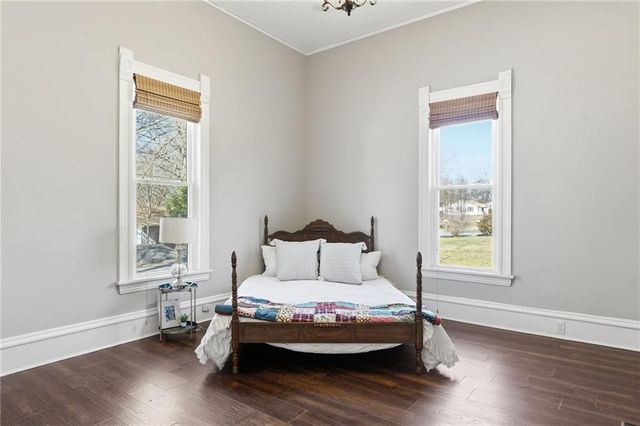 115 S Franklin Street, Adairsville, GA 30103