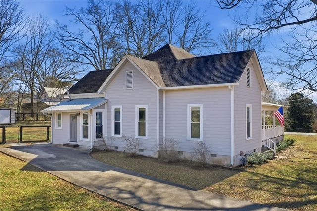 115 S Franklin Street, Adairsville, GA 30103