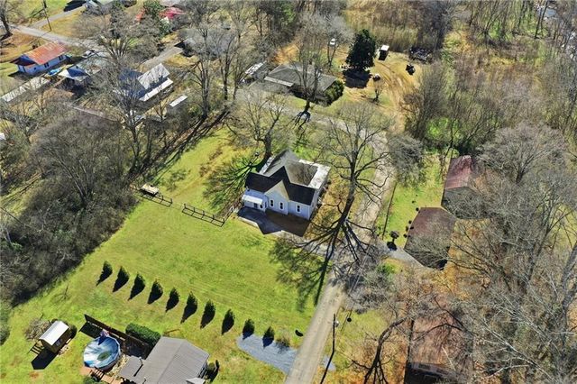 115 S Franklin Street, Adairsville, GA 30103