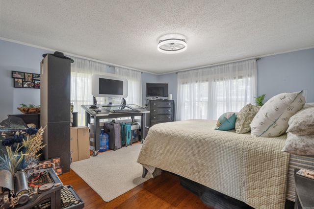 943 Twin Points Road, Hot Springs, AR 71913