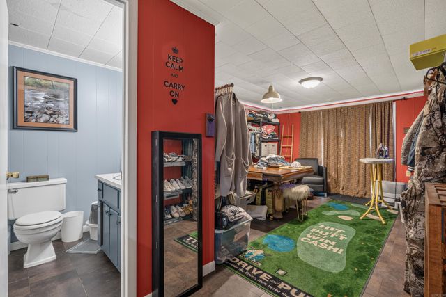 943 Twin Points Road, Hot Springs, AR 71913