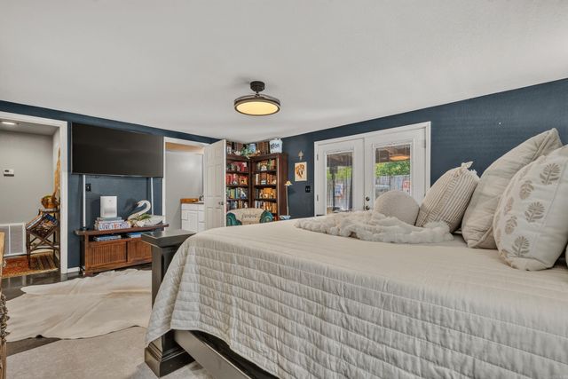 943 Twin Points Road, Hot Springs, AR 71913