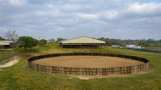1119 Wolters Road, Schulenburg, TX 78956