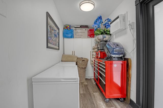 7077 Oakmont Drive, Lake Worth, FL 33467