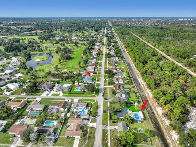 7077 Oakmont Drive, Lake Worth, FL 33467