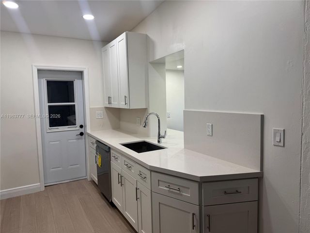 3920 Charles Ter 0, Miami, FL 33133