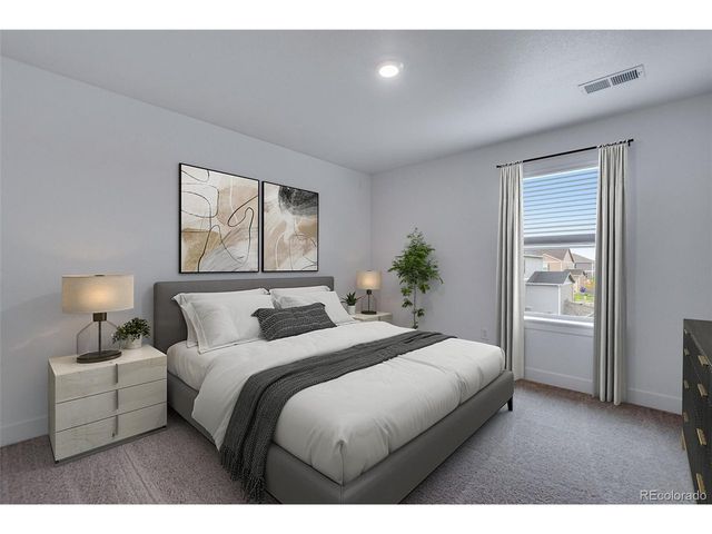 1151 Ridgefield Dr, Berthoud, CO 80513