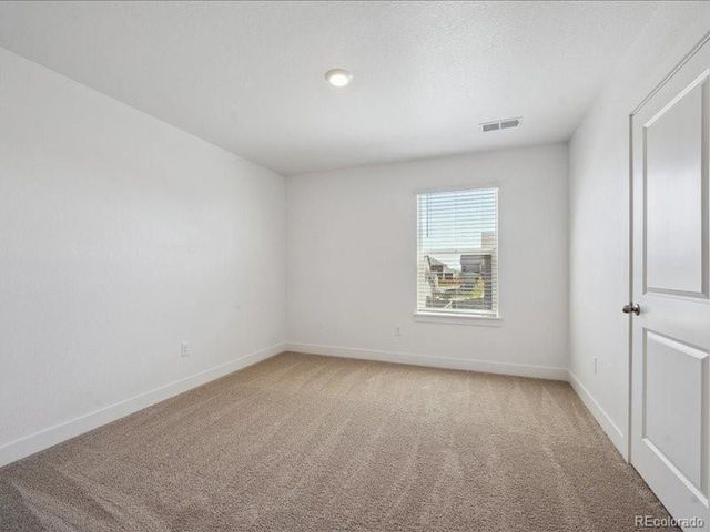 1151 Ridgefield Dr, Berthoud, CO 80513