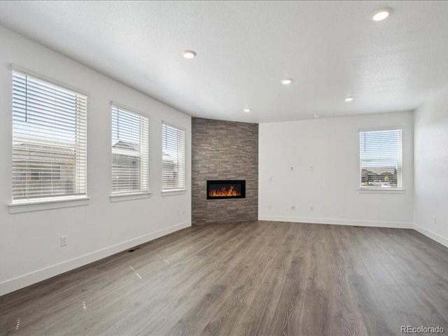 1151 Ridgefield Dr, Berthoud, CO 80513