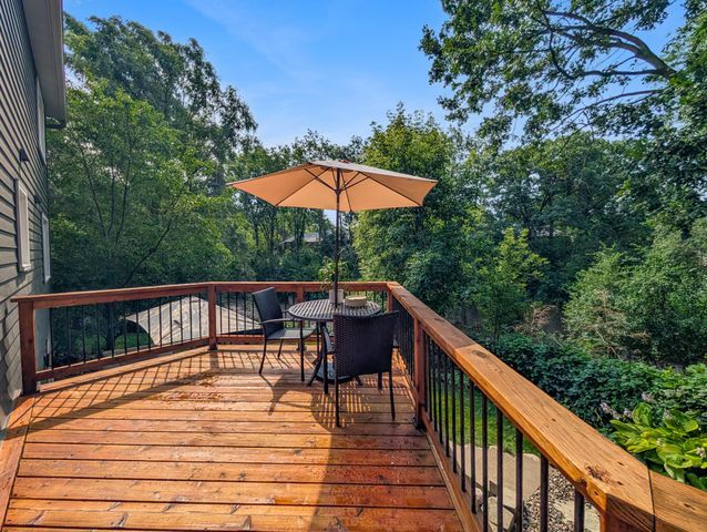13655 Henna Court, Apple Valley, MN 55124