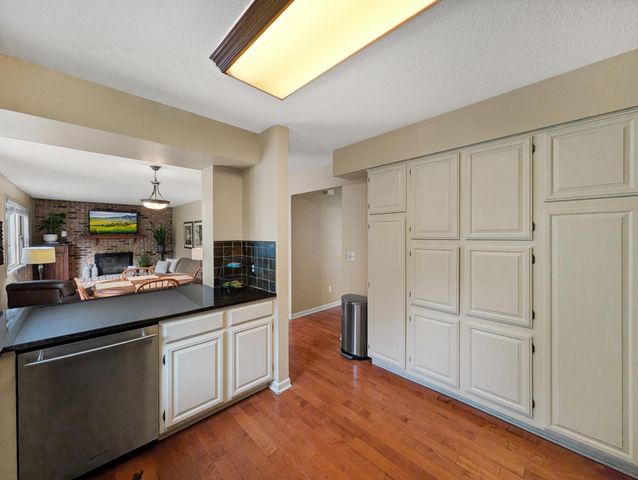 13655 Henna Court, Apple Valley, MN 55124