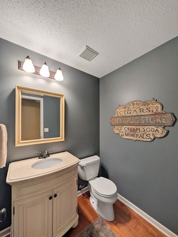 13655 Henna Court, Apple Valley, MN 55124