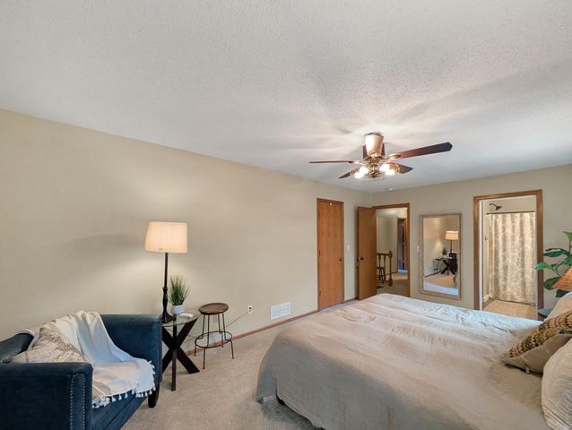 13655 Henna Court, Apple Valley, MN 55124