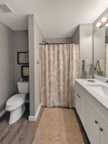 13655 Henna Court, Apple Valley, MN 55124
