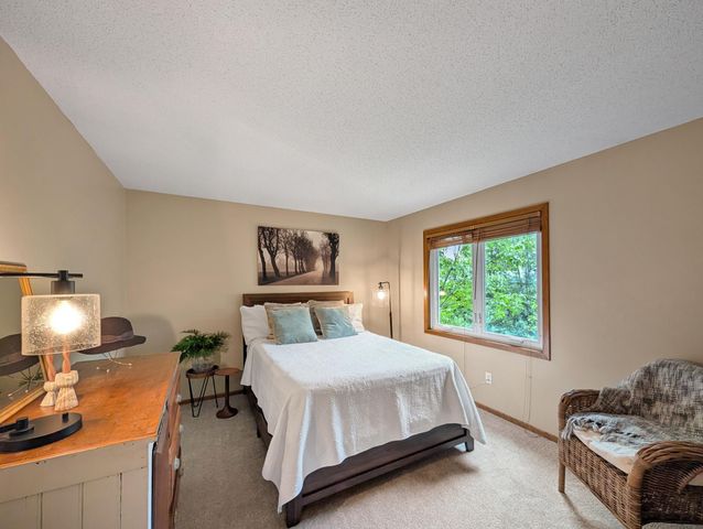 13655 Henna Court, Apple Valley, MN 55124