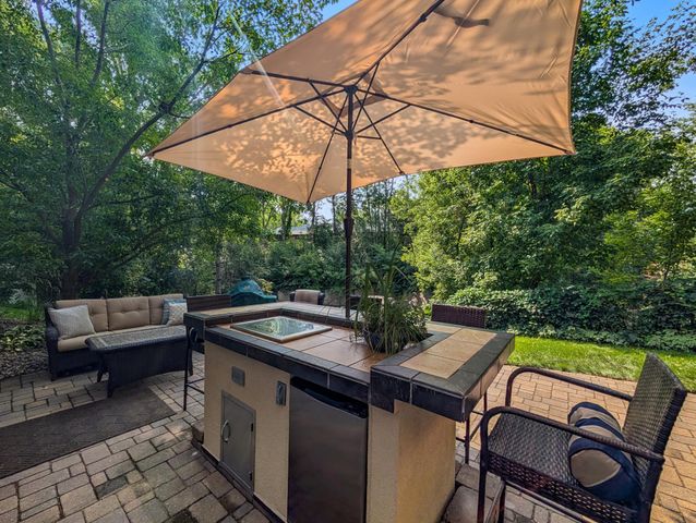 13655 Henna Court, Apple Valley, MN 55124